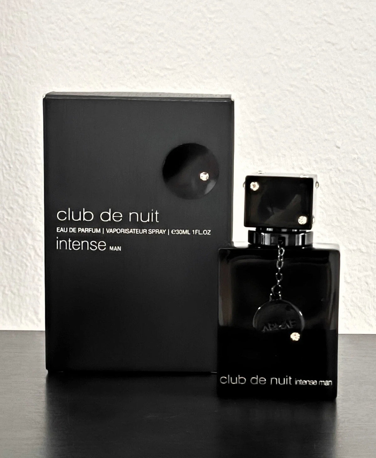 Share Armaf Club de Nuit Intense Man 1.0 oz / 30ml Eau de Parfum | Travel Size